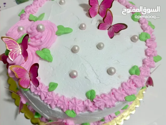 اكليجة ام حلقوم ام تمر وكيك