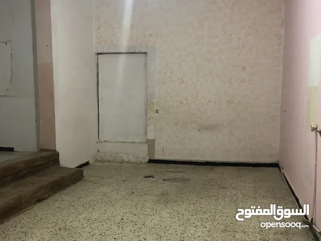 Unfurnished Shops in Tripoli Ghut Shaal
