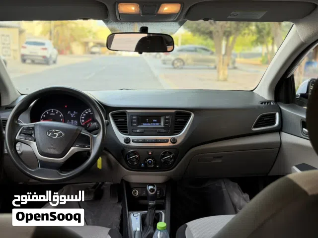 2019 هيونداي اكسنت Standard