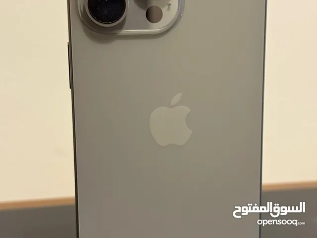 iPhone 15 Pro Max سعة 512GB مع AppleCare+ – حالة ممتازة لون تيتانيوم