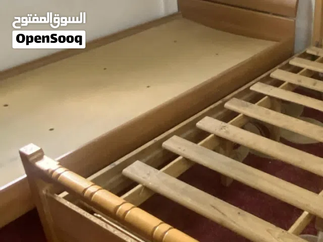 تخت مفرد ونص