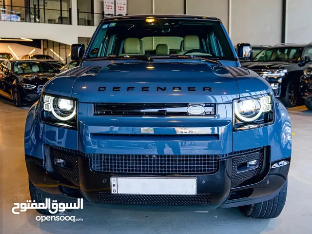 لاندروفر ديفندر موديل 2023 عداد المسافة 18 الف كيلو ضمان شركة سردار للبيع او المراوس