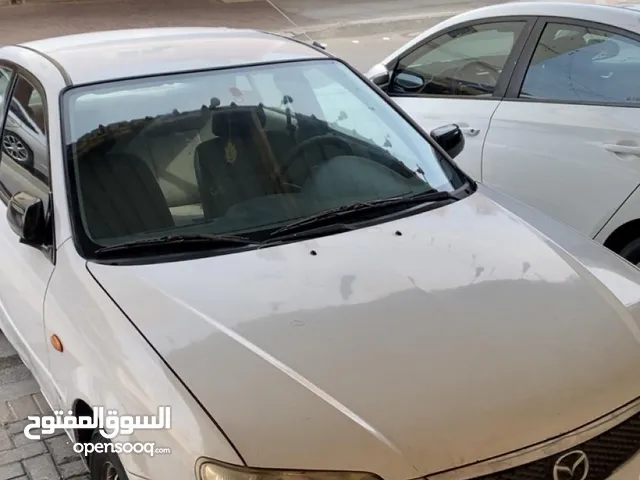 Mazda 323 2002
