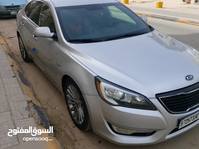 Used Kia Cadenza in Tripoli