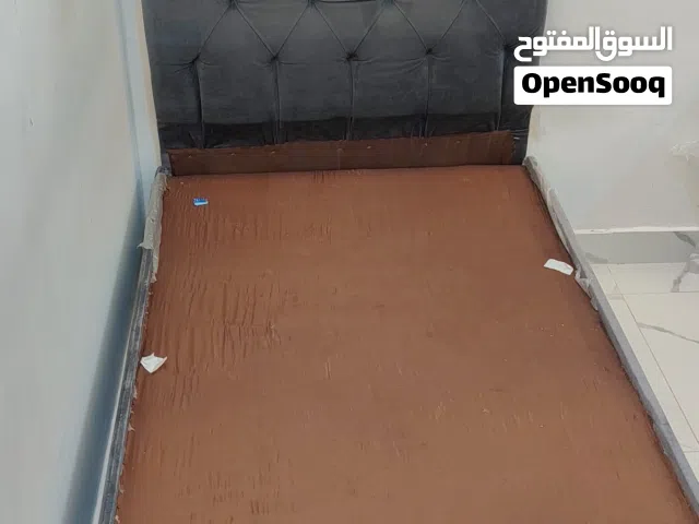 سرير للبيع
