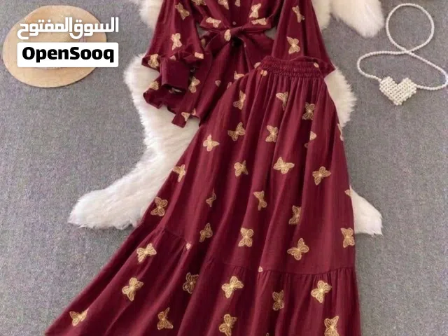 طقم قطعتين   جيبة دور واحد مع حزام + شميز زراير فراشة   الماتريال: كتان إيطالي عالي جدًا