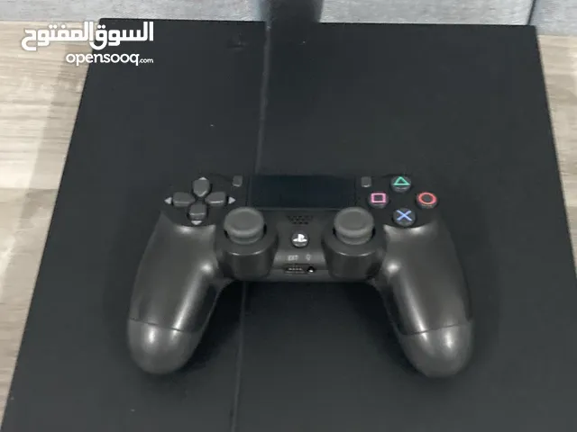 PlayStation 4 PlayStation for sale in Al Dakhiliya