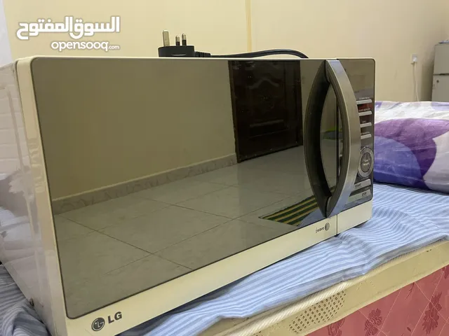 LG 30+ Liters Microwave in Al Batinah