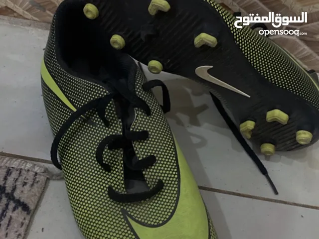 38 Sport Shoes in Basra