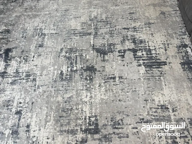 Stylish Abstract Area Rug in Shades of Grey and Blue