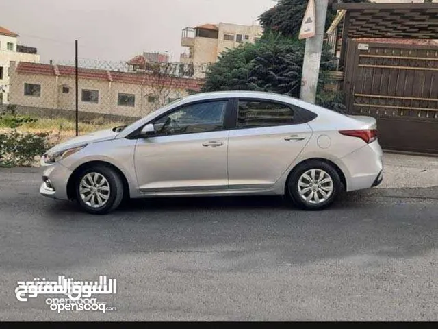 Sedan Toyota in Amman