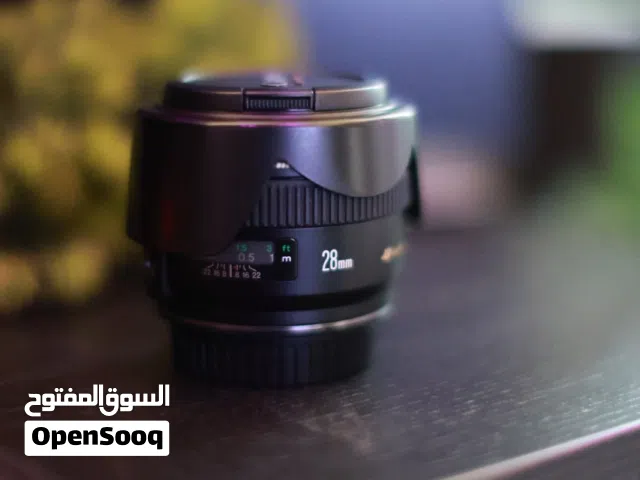 Canon 28 mm f1.4 prime lens