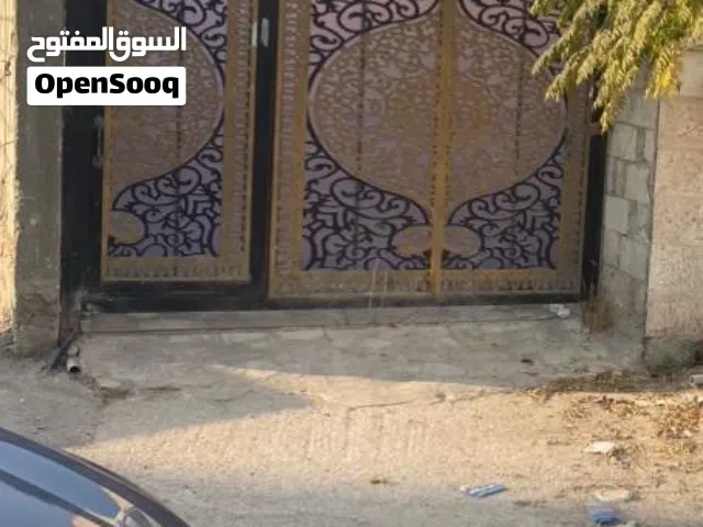 137 m2 3 Bedrooms Townhouse for Sale in Zarqa Al Zawahra
