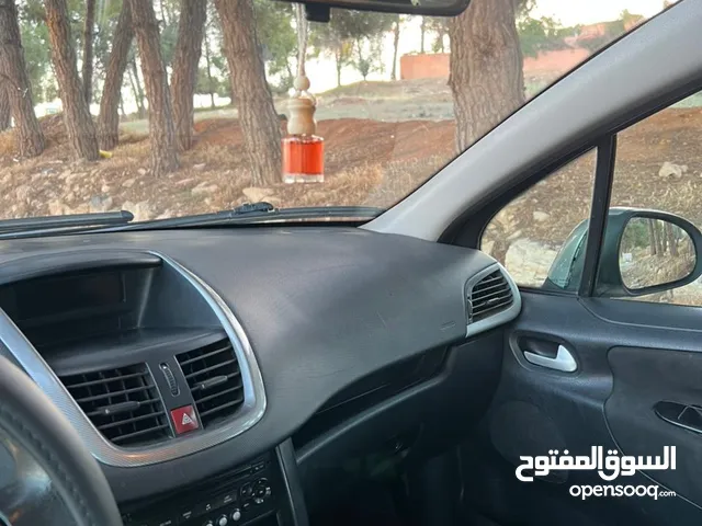 بيجو 207 بحالة جيدة جدا بسعر ممتاز
