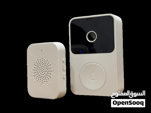 جرس باب ذكي  المميزات  كاميرا بدقة عالية (HD) مع زاوية رؤية واسعة  تواصل صوتي ثنائي الاتجاه: تحدث وا