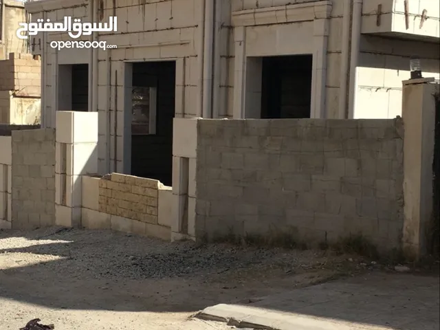   2 Bedrooms Townhouse for Sale in Zarqa Al Zarqa Al Jadeedeh