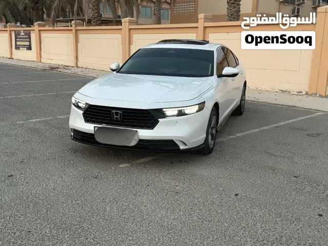 2024 هوندا اكورد Sport-L