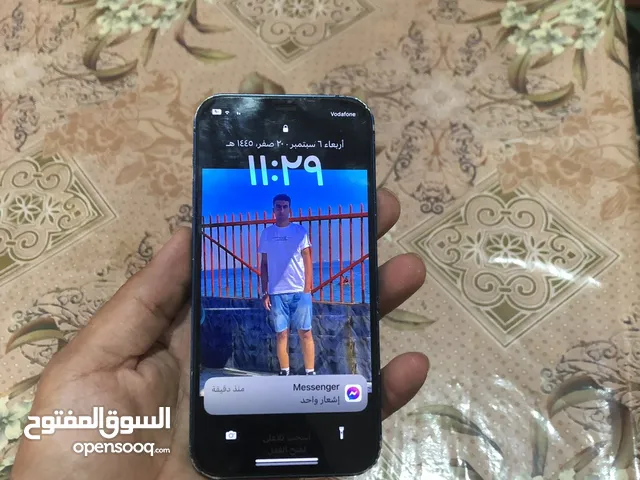 Apple iPhone 12 64 GB in Giza