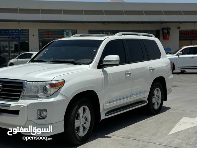 Toyota Land Cruiser 2013 in Muscat