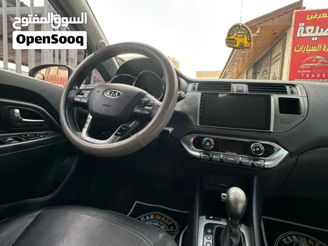 2012 كيا برايد Standard