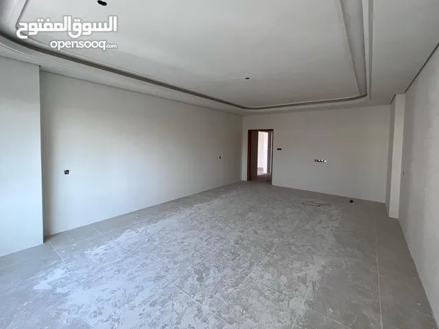 260 m2 More than 6 bedrooms Apartments for Sale in Sana'a Hayi AlShabab Walriyada