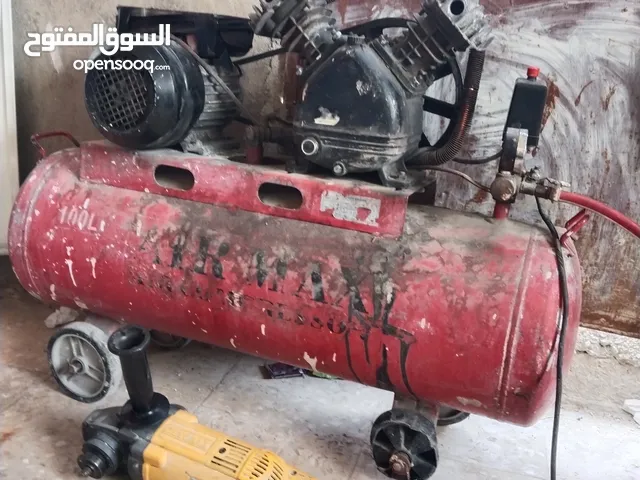 كمبريسة هواء وصاروخ