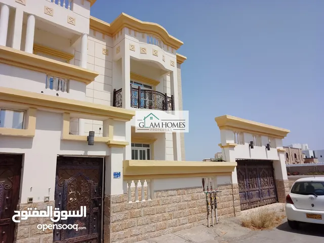 350m2 More than 6 bedrooms Villa for Rent in Muscat Seeb