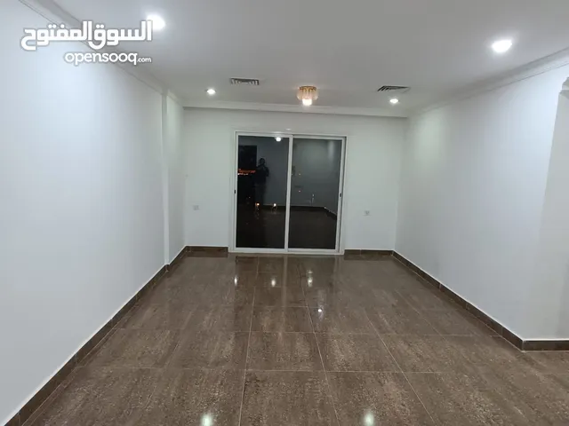 120 m2 2 Bedrooms Apartments for Rent in Hawally Hawally