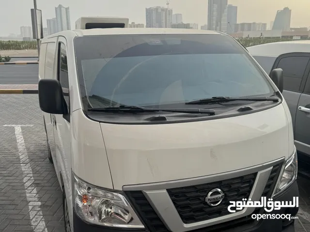 نيسان أورفان ثلاجة