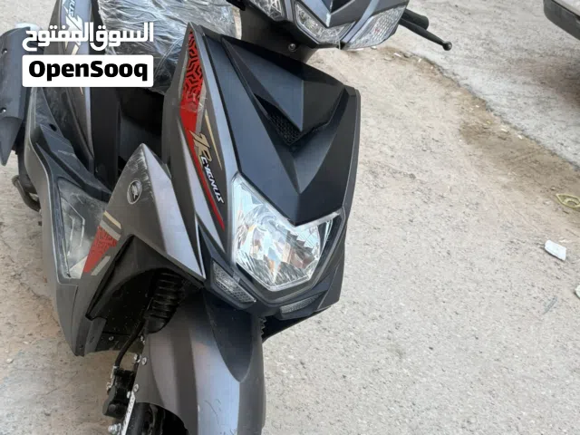 2017 سوزوكي DR-Z125L