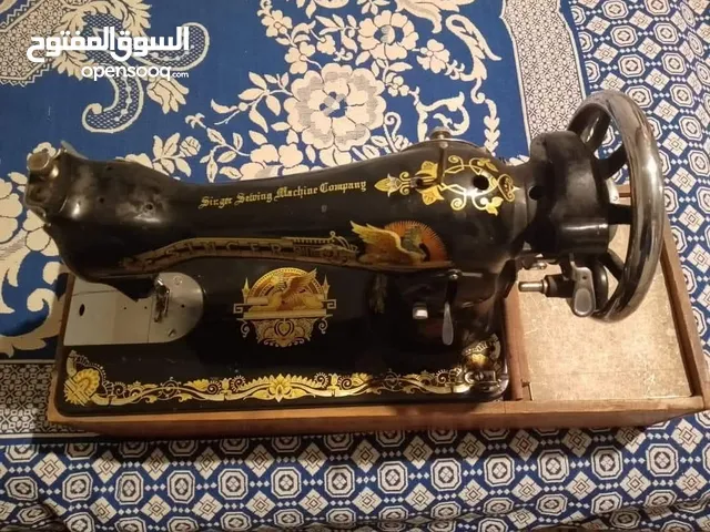ماكينة خياطة سنجر الاصلية شغالة كويس جدا