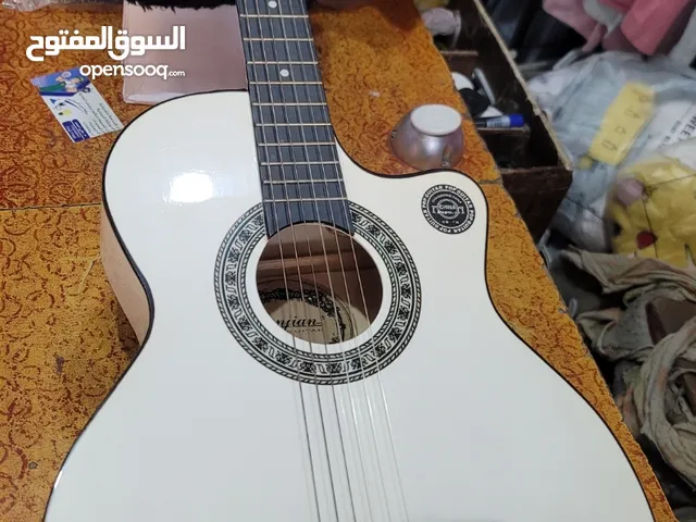 جيتار و عود للبيع : الات موسيقية : افضل الاسعار في اليمن