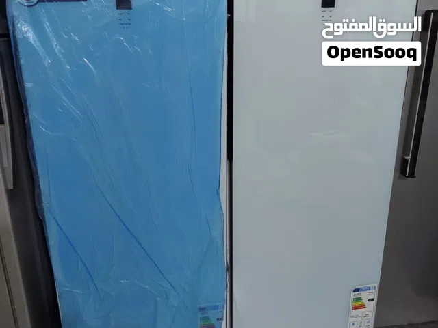 فريزر سامكس 266 لتر 6 أدراج نوفروست تبريد هواء وتوفير كهرباء +A