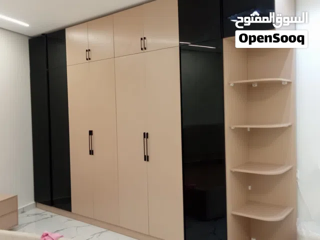 متخصصون في تصميم وتفصيل غرف الملابس. دريسنج روم والكبتات نستخدم افضل الخامات والأعلى جودة اقرء الوصف