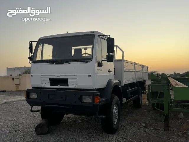 مان 4x4 دبل دقمه نظيف للبيع