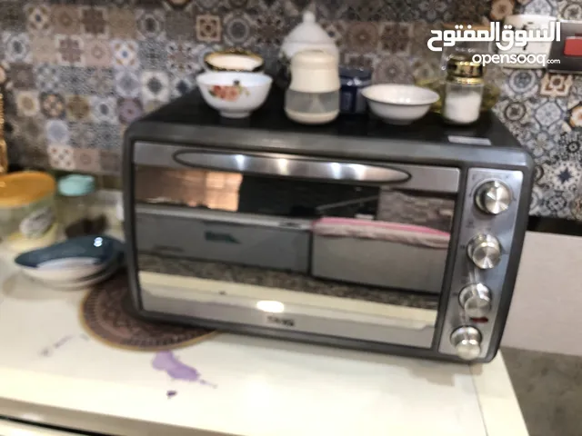 ماكرويف للبيع السعر 35الف العنوان بغداد الغزالية نضيف بس مريل الدهون ويرجع جديد