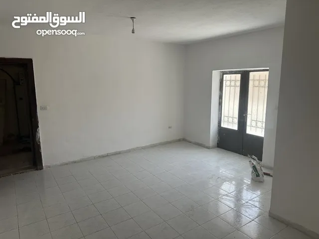 113 m2 3 Bedrooms Apartments for Sale in Amman Rujm ash Shami
