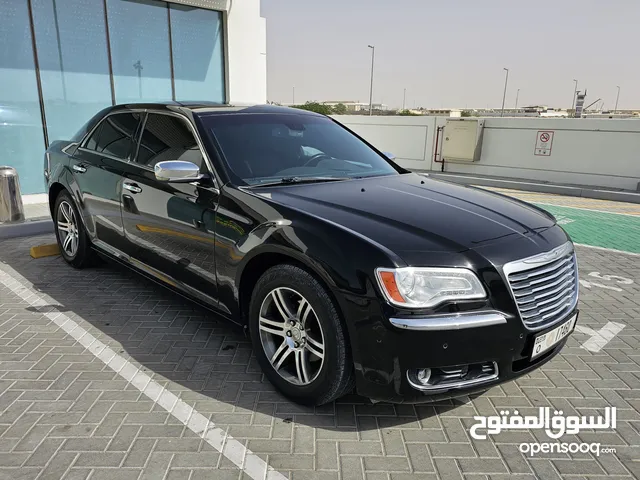 Chrysler 300 2014, GCC Spec, Top Option, Panoramic Roof, AED 16,500, Excellent Condtion