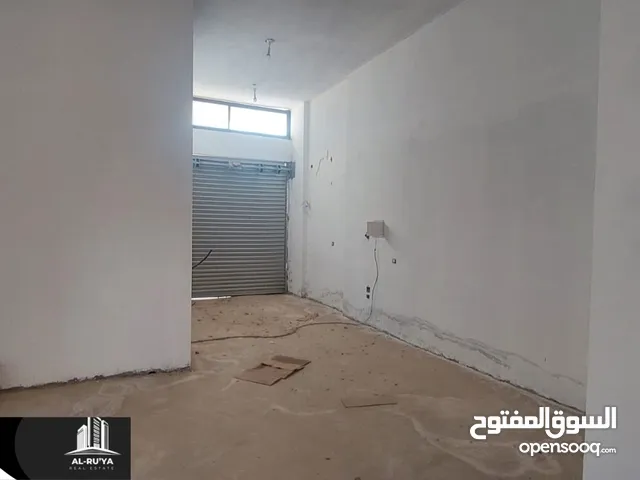 مخازن بمساحة 135 م2 للبيع -ارتفاع 5 م