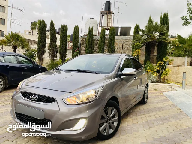 هونداي اكسنت 2018 ماشاءالله السيارة فل اضافات ومميزة جداً اصل كوري ترخيص وتأمين جديد الله يبارك ...