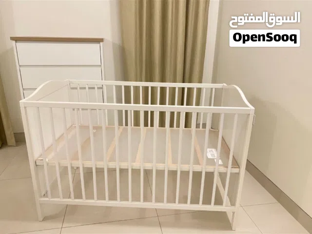سرير اطفال