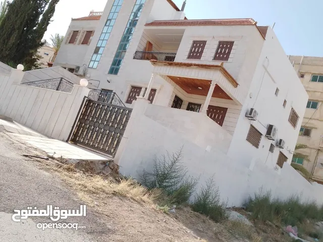 260 m2 4 Bedrooms Townhouse for Sale in Zarqa Al Zarqa Al Jadeedeh