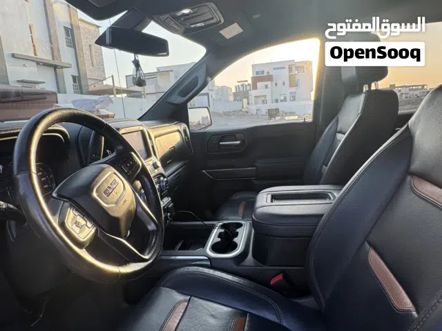 2021 جي إم سي سييرا 1500 AT4
