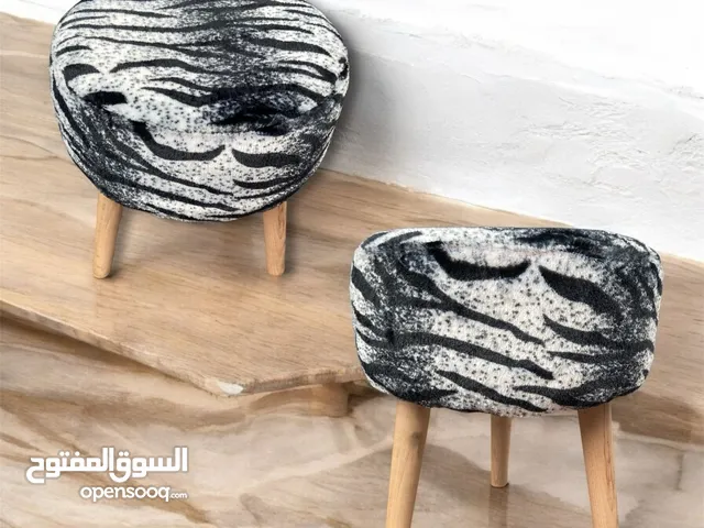 كرسي بثلاث أرجل