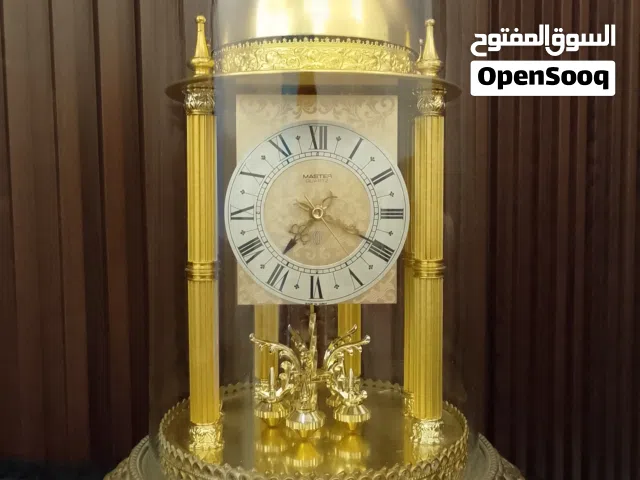 ساعة تحفة قديمة  عمرها اكثر من 55 سنه