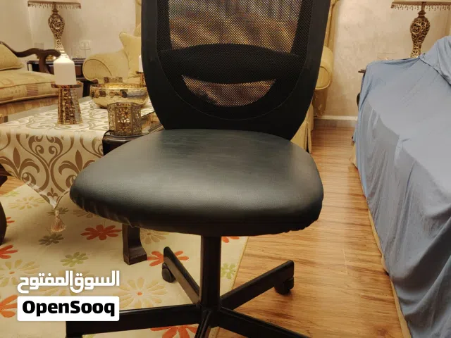 كرسي مكتب شبك مستعمل بحالة الوكالة مع توصيل - 30 دينار
