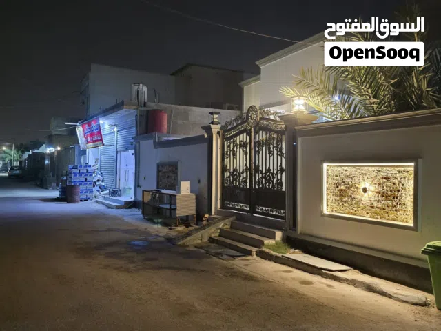 300 m2 4 Bedrooms Townhouse for Sale in Basra Tannumah