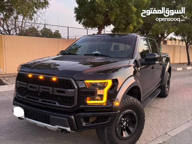 Ford Raptor f150 2018 فورد رابتر فل مواصفات كاربون فايبر بحالة ممتازة مسرفسة بالكامل جميع القطع وكال