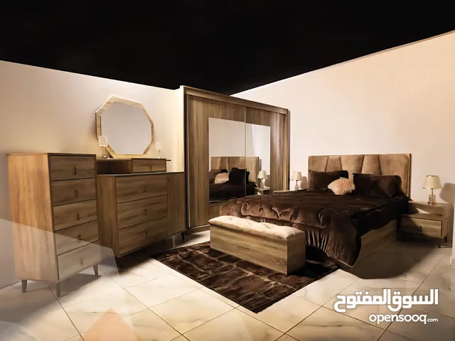 غرفة نوم شبابية للبيع