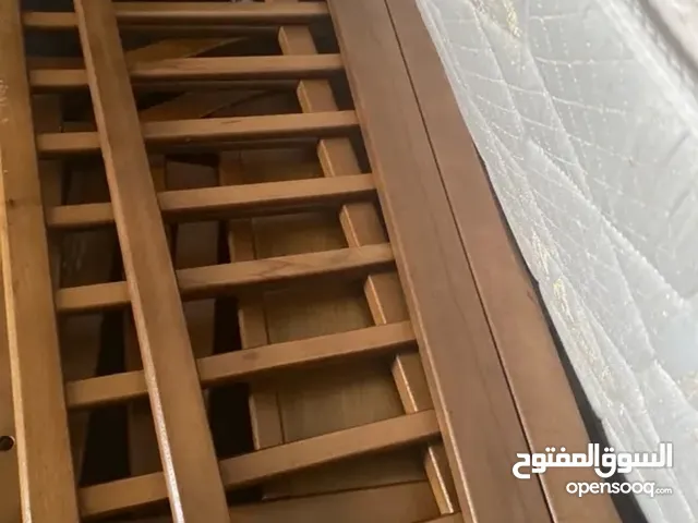 سرير أطفال جديد مستويين